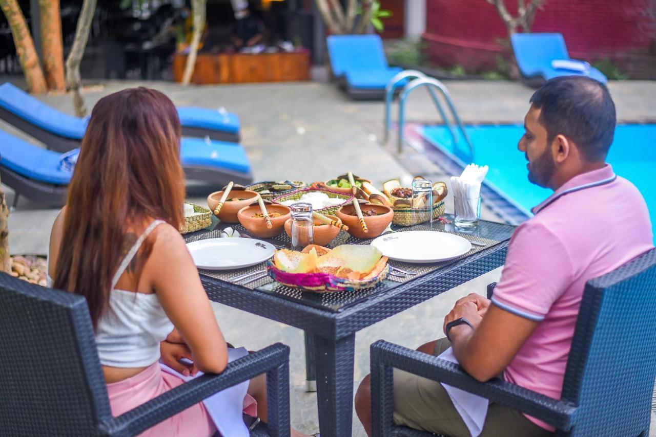 Mahanuge Hotel Polonnaruwa Ngoại thất bức ảnh