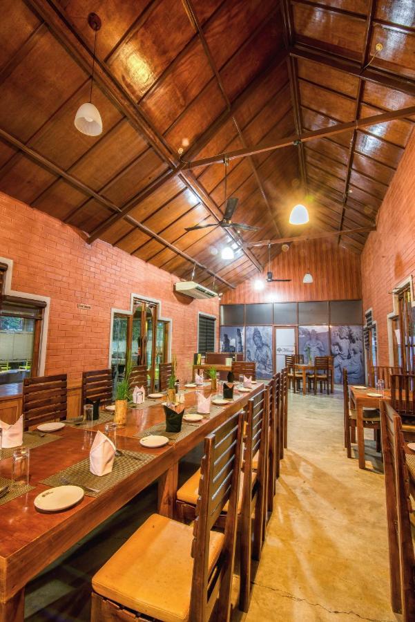 Mahanuge Hotel Polonnaruwa Ngoại thất bức ảnh